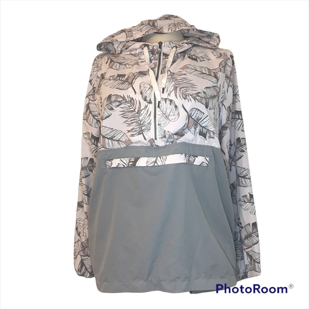 Empyre Women's Pullover Windbreaker Jacket Size Large Color Light Gray / Pink. - Picture 1 of 9